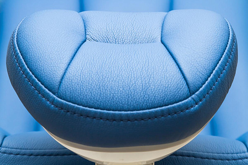 MERCURY 4800 - стоматологическая установка с верхней подачей инструментов