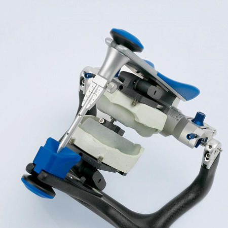 Amann Girrbach Centrofix - интраоральный аппарат для определения центральной окклюзии