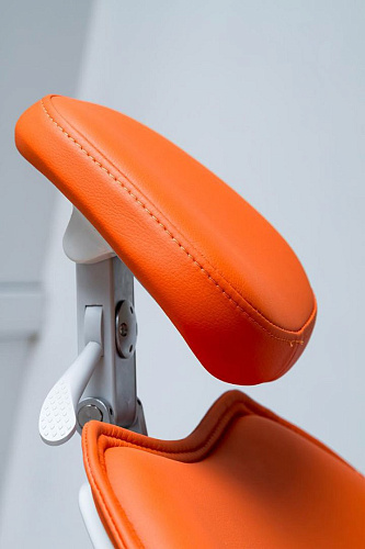 Woson WOD730 – стоматологическая установка с нижней подачей инструментов